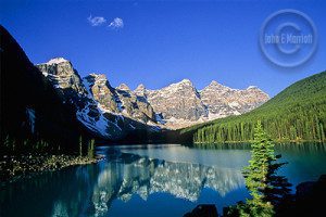 Backpack through Banff's beauty. 