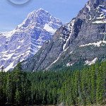 sum0655_canoeing_waterfowllake sum0655 canoeing waterfowllake 150x150 Unique Summer Activities in Banff Canoeing